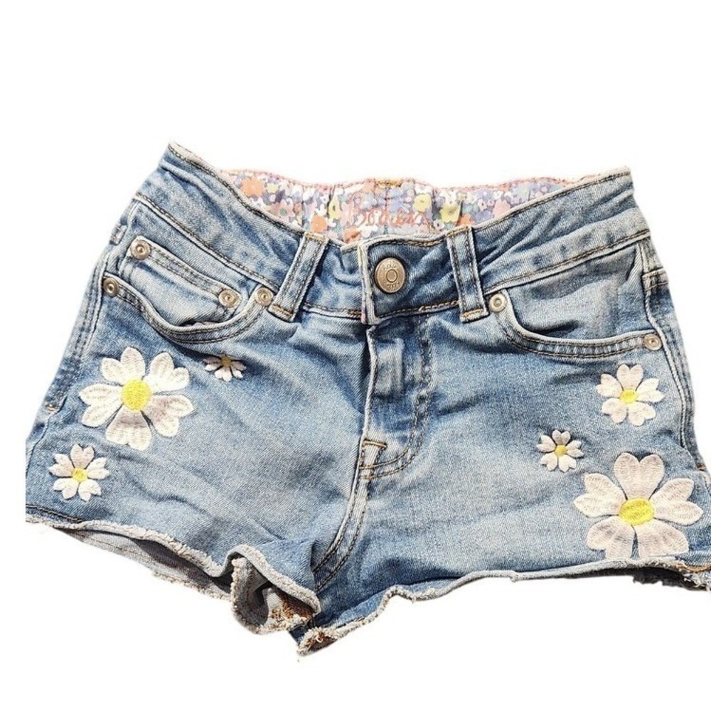 Boden Shorts Girls 7 Blue Denim Daisy Floral Embroidered Cutoff Summer Casual